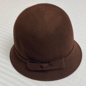 TRIXIE Wool Cloche Hat | Vintage 1920s Style Mocha Brown Bow Trim | One Size